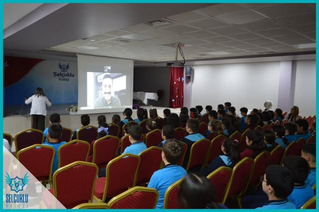 Sel&ccedil;uklu Koleji olarak Fen Bilimleri dersimiz kapsamında, Astronom Emre Arıtoprak&rsquo;ı &ouml;ğrencilerimizle buluşturduk!